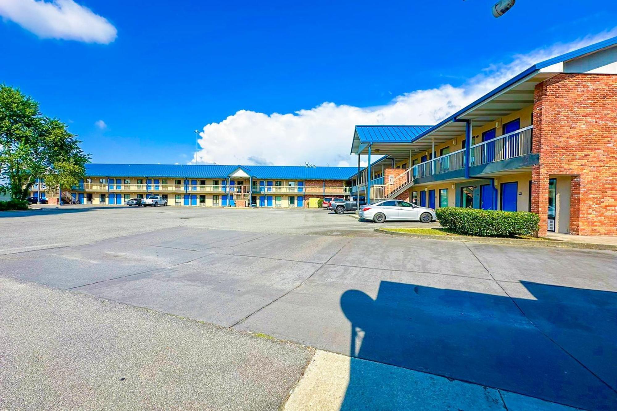 Hahira Inn By Oyo Near Valdosta Buitenkant foto